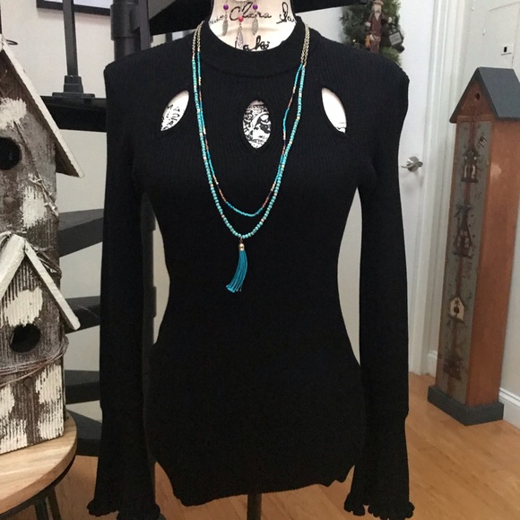 NWOT Beautiful black Candies bell sleeve lightweight sweater💕 - Picture 3 of 6